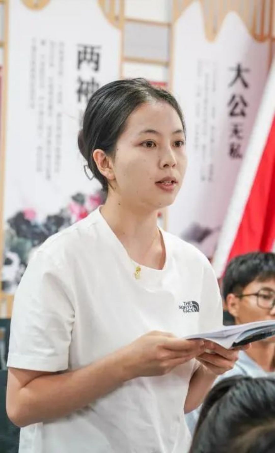 主题教育｜感悟思想伟力 推进思政课程建设 马克思主义学院党总支召开“习近平新时代中国特色社会主义思想概论”课程专题调研会 第 6 张