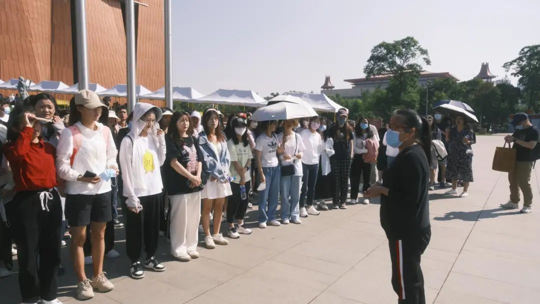 云南经济管理学院马克思主义学院党总支组织思政课师生赴云南省博物馆、云南省文学艺术馆现场教学活动 第 2 张