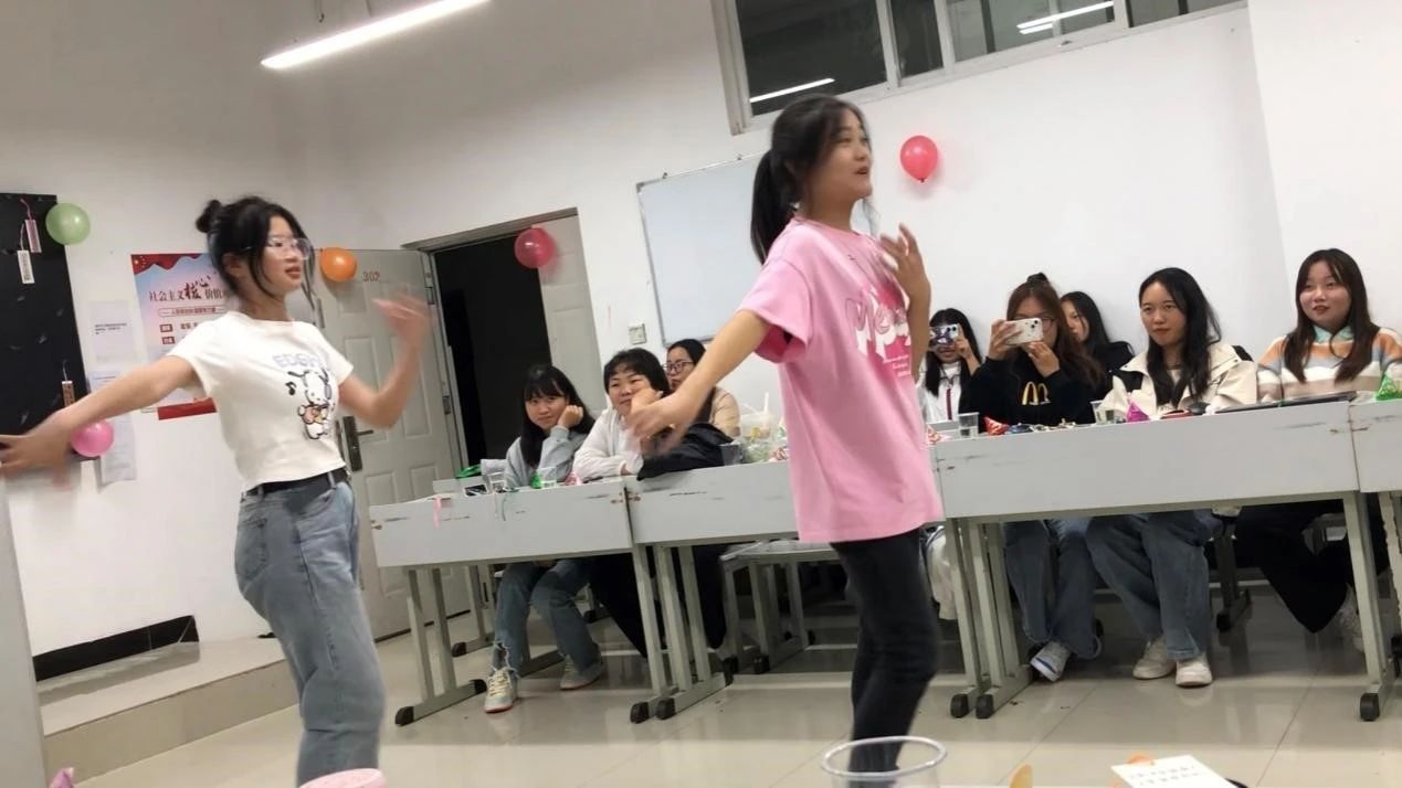 f608d13a33a1e332dd683ee879f25be7.jpg f608d13a33a1e332dd683ee879f25be7.jpg