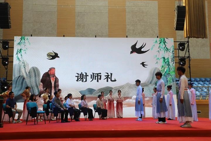 6ca95de63292e39fa29572dfd9711f9a.jpg 6ca95de63292e39fa29572dfd9711f9a.jpg