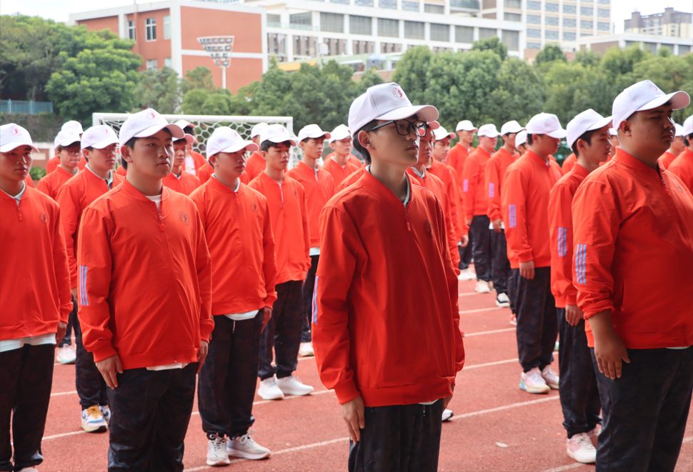 训之以严,砺之以行——云经管医学院军训纪实 第 3 张 训之以严,砺之以行——云经管医学院军训纪实 第 3 张