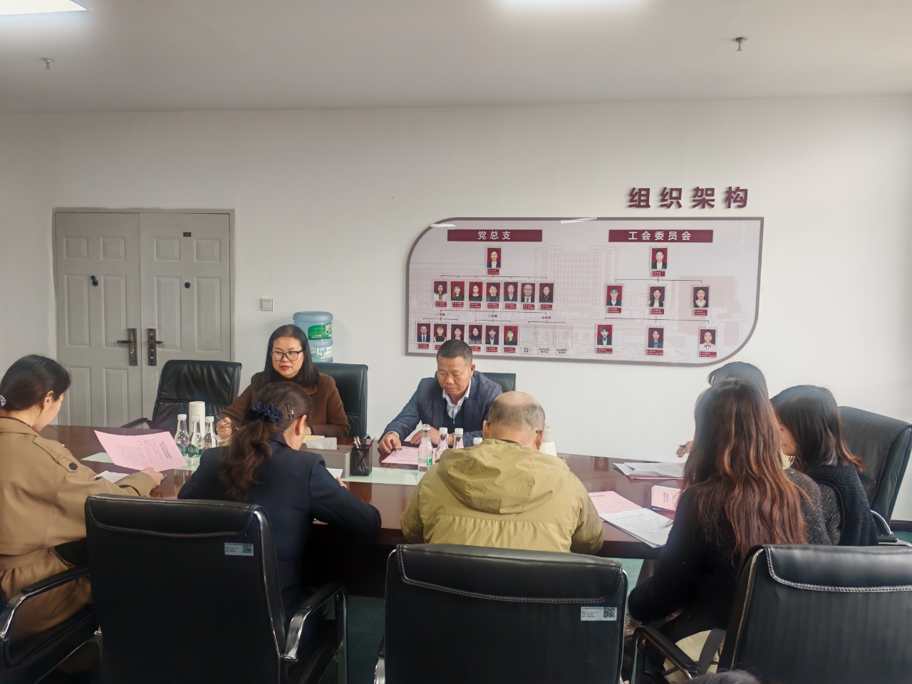 生活.jpg 生活.jpg