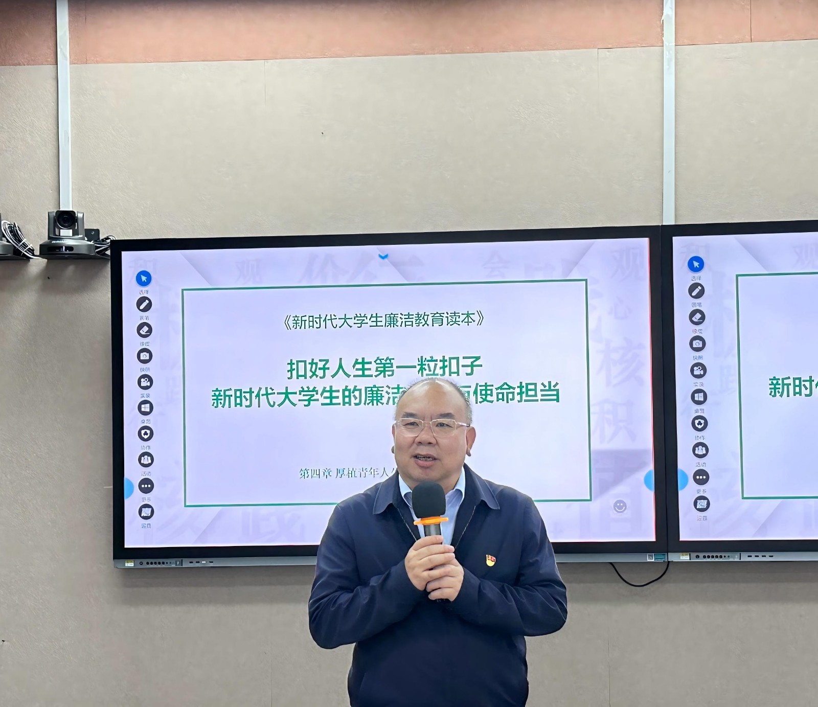 徐(1).jpg 徐(1).jpg