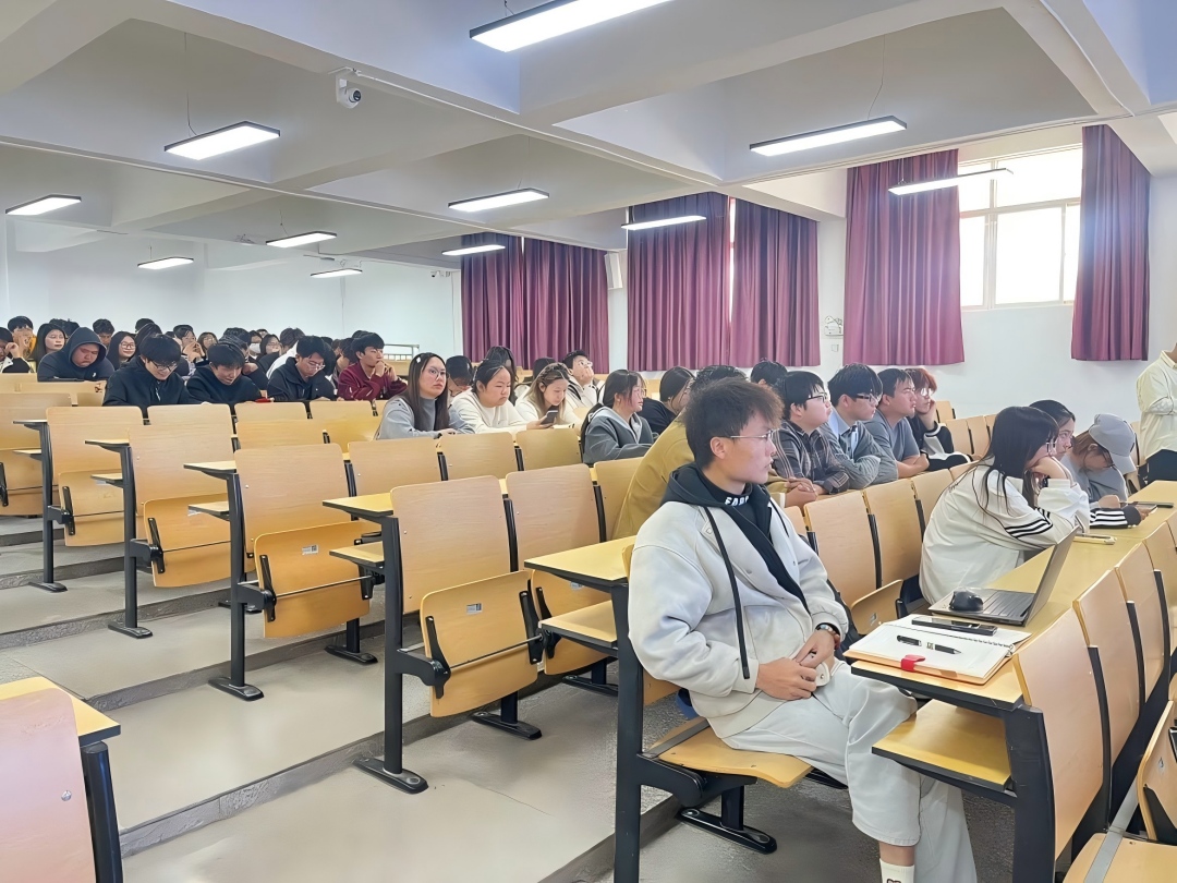 大数据与虚拟现实专业召开26届毕业工作部署—暨27届“三考一创一赛”动员会 第 2 张