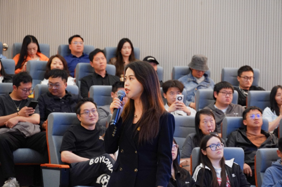 图片3.png “艺”彩纷呈,“媒”好未来——云南经济管理学院艺术与传媒学院成功举办2026届毕业生春季专场招聘会 第 3 张